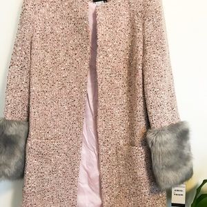 Helene Berman size M fits 4/6 pink tweed coat